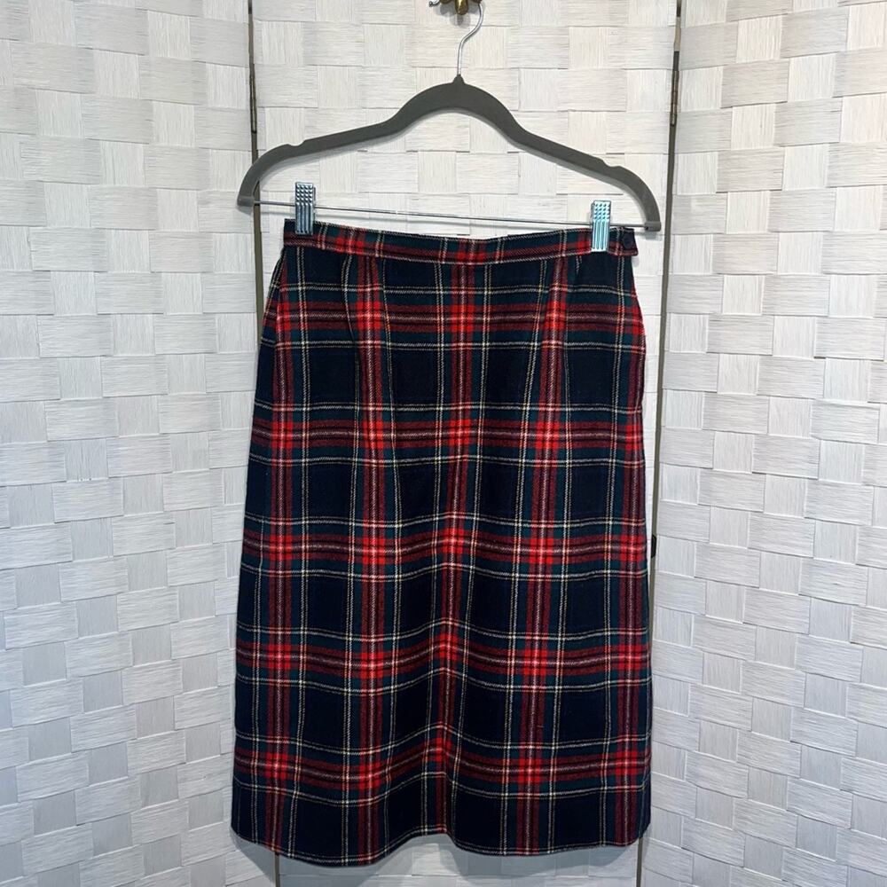 Pendleton Vintage 100% Wool Lennox Red Tartan Plaid Skirt Size 10 P USA Made